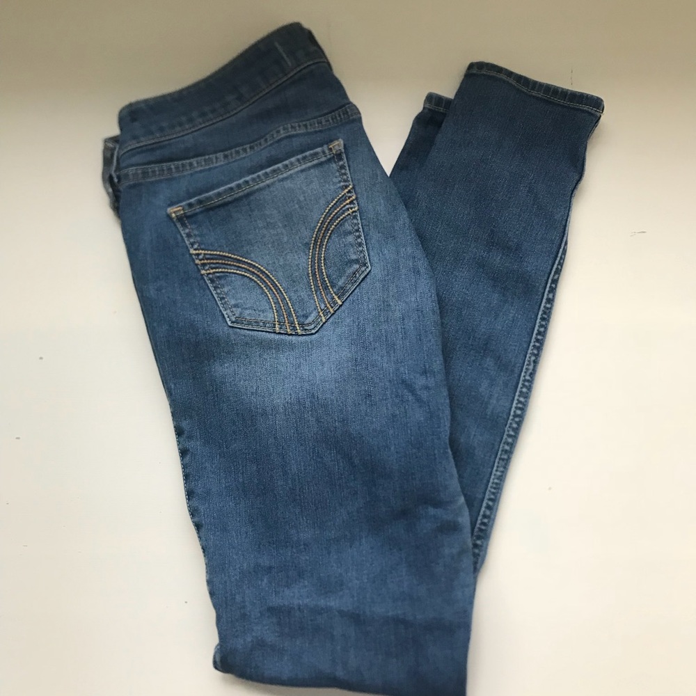 Hollister light wash skinny jeans